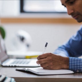Craft a compelling job description.