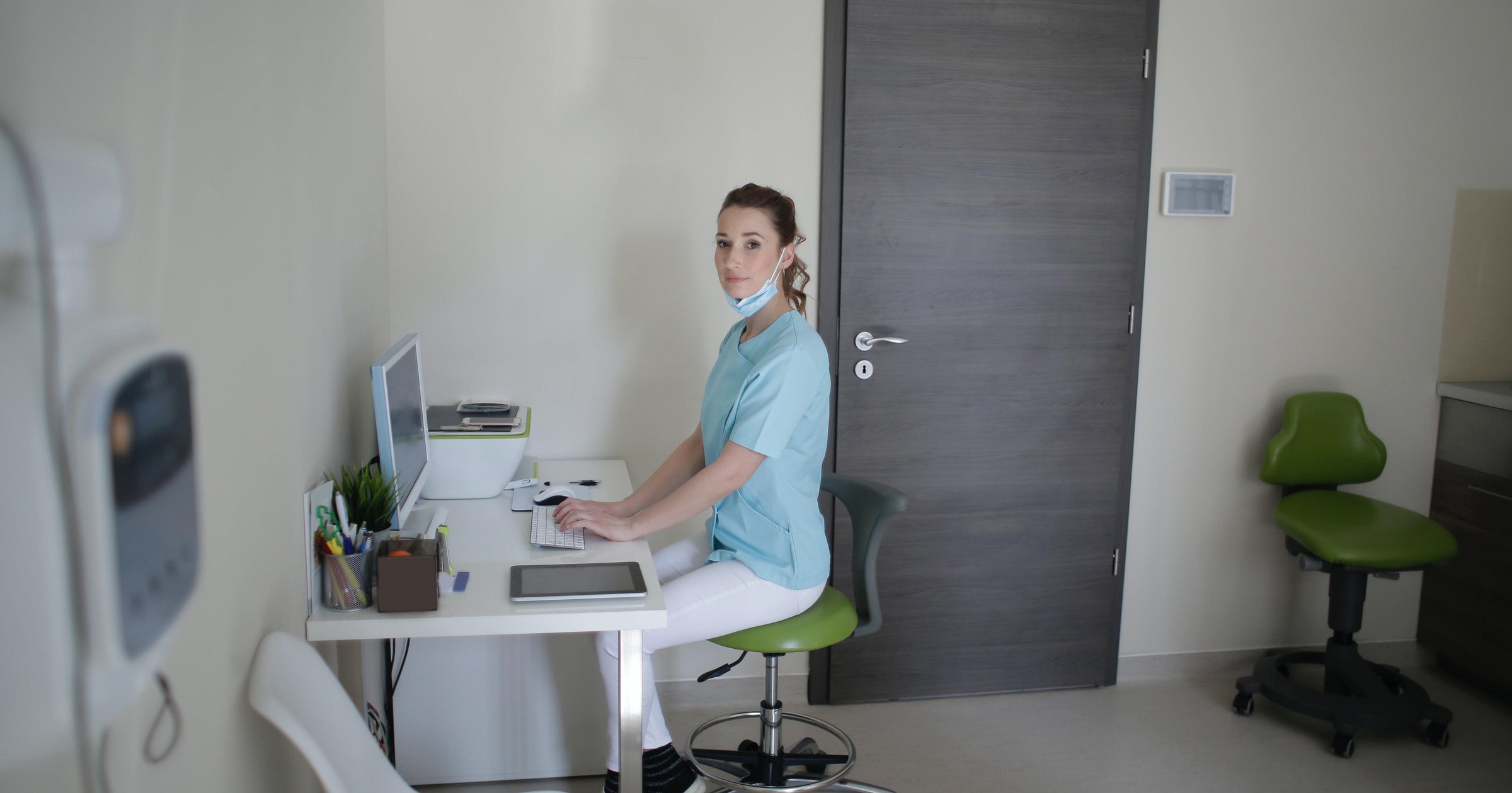 Dental Office Manager Job Description dental-office-manager-job-description