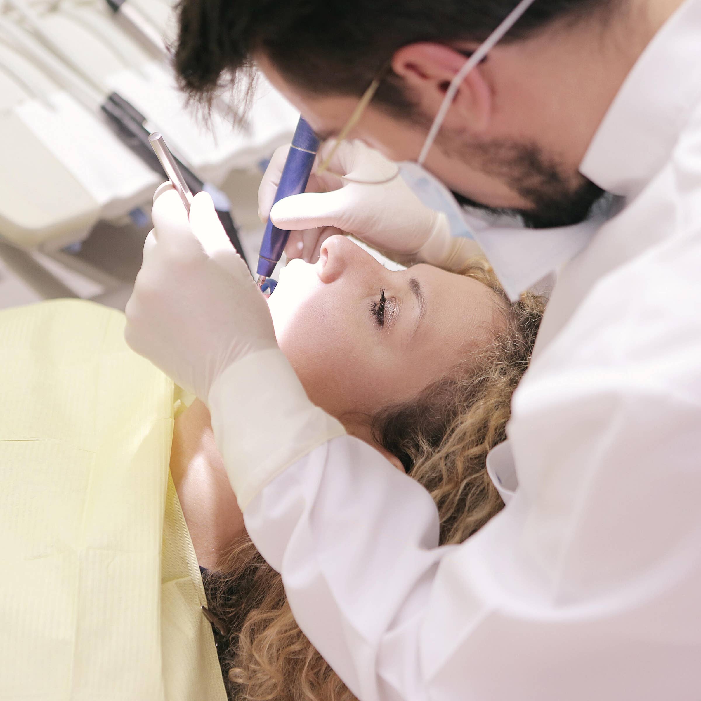 Dentist Job Description