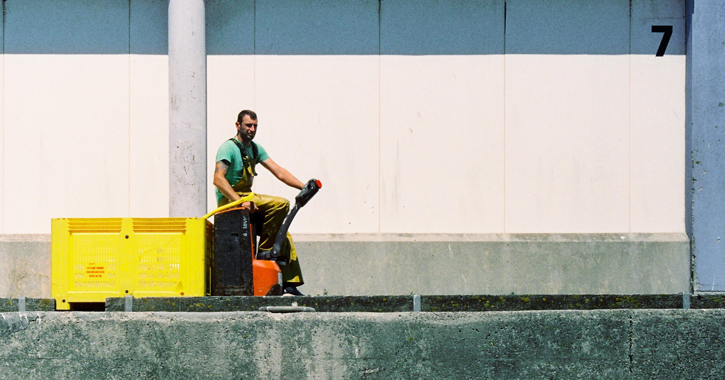 Dock Worker Job Description Dock Worker Job Description