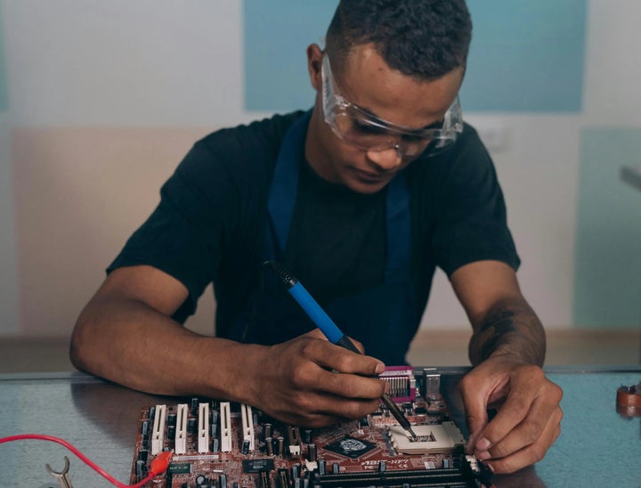 Electrician Apprentice Interview Questions