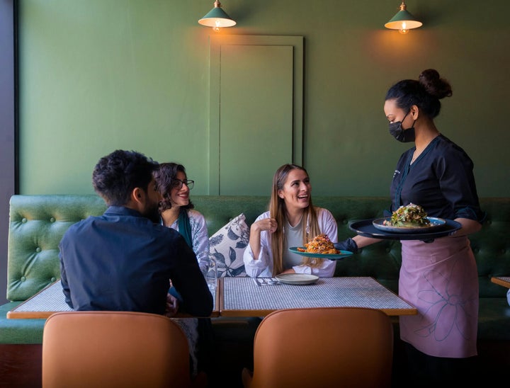 How to Find Restaurant Staff