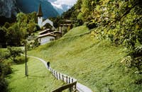 Una splendida vista di montagne svizzere.
