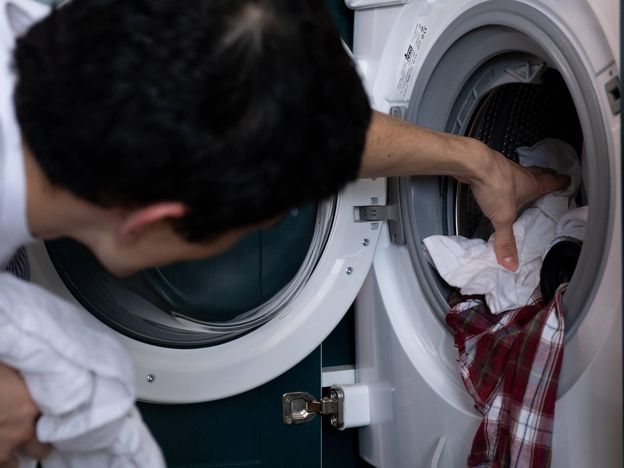 Laundry Attendant Job Description