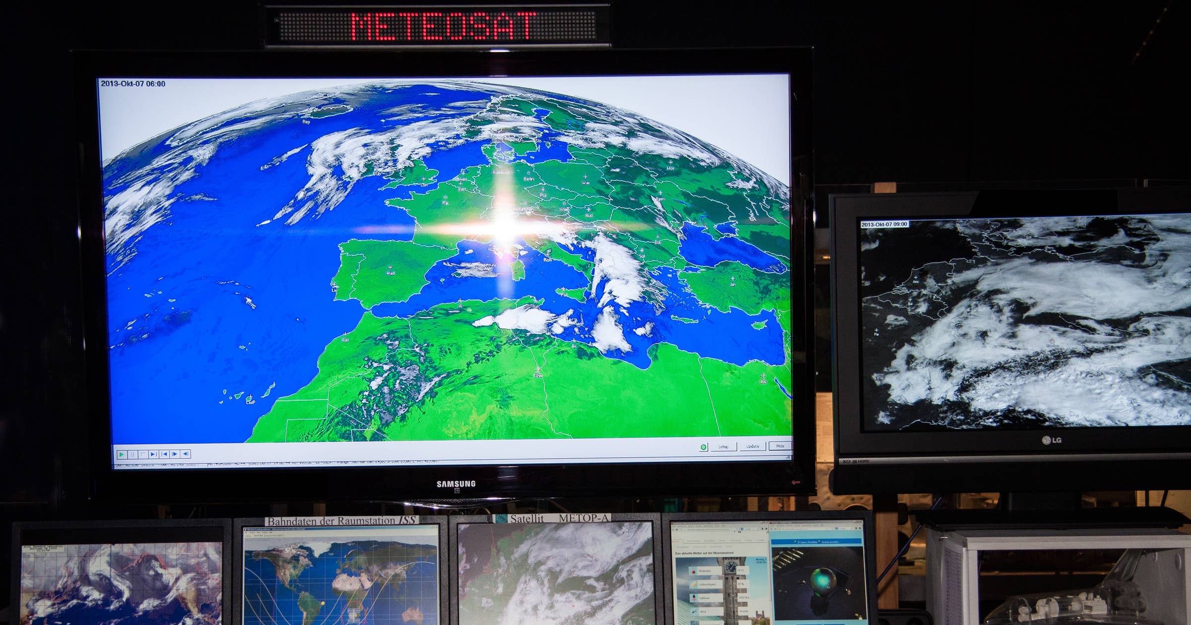 Meteorologist Job Description