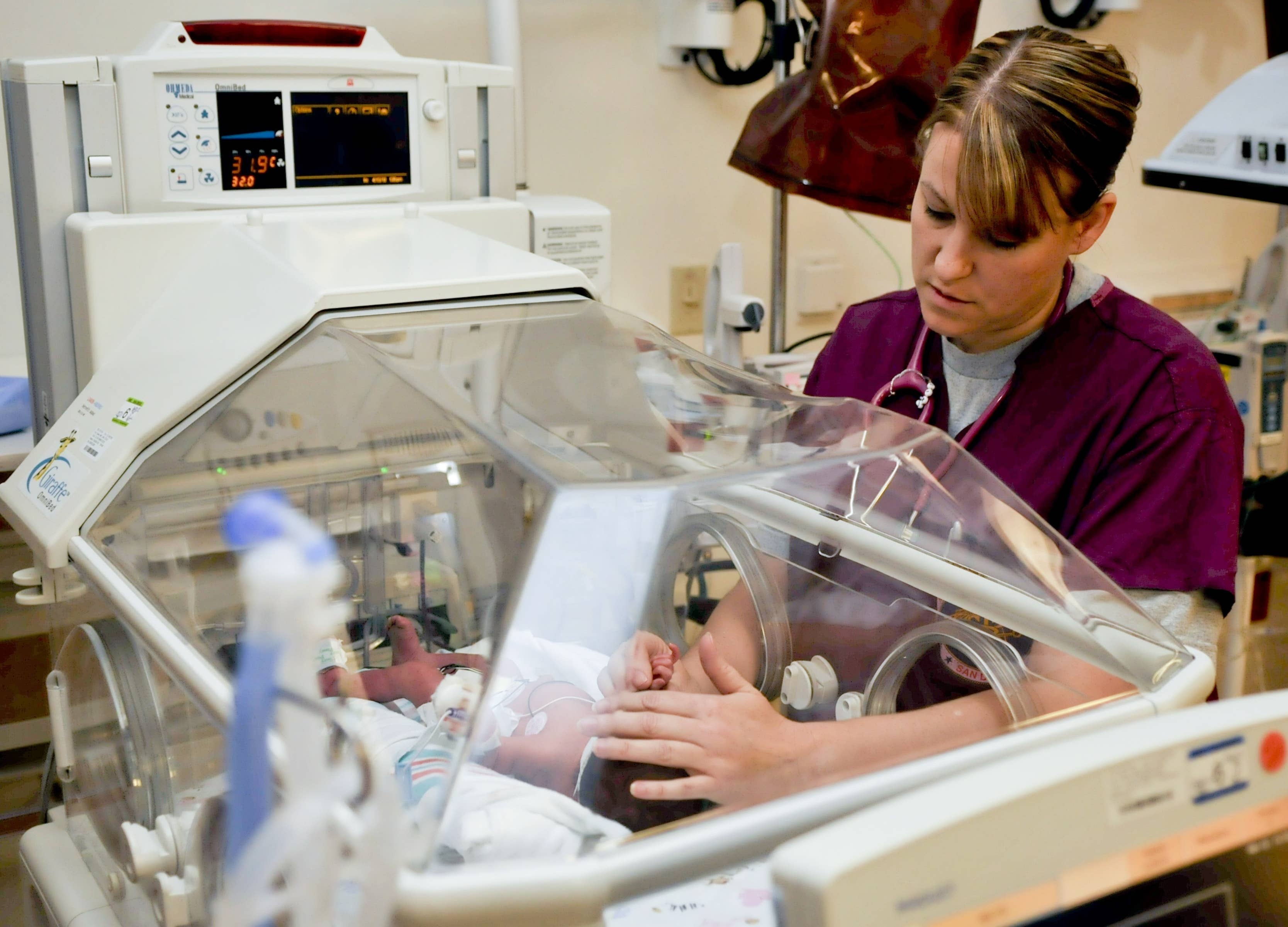 Neonatal Nurse Practitioner Job Description