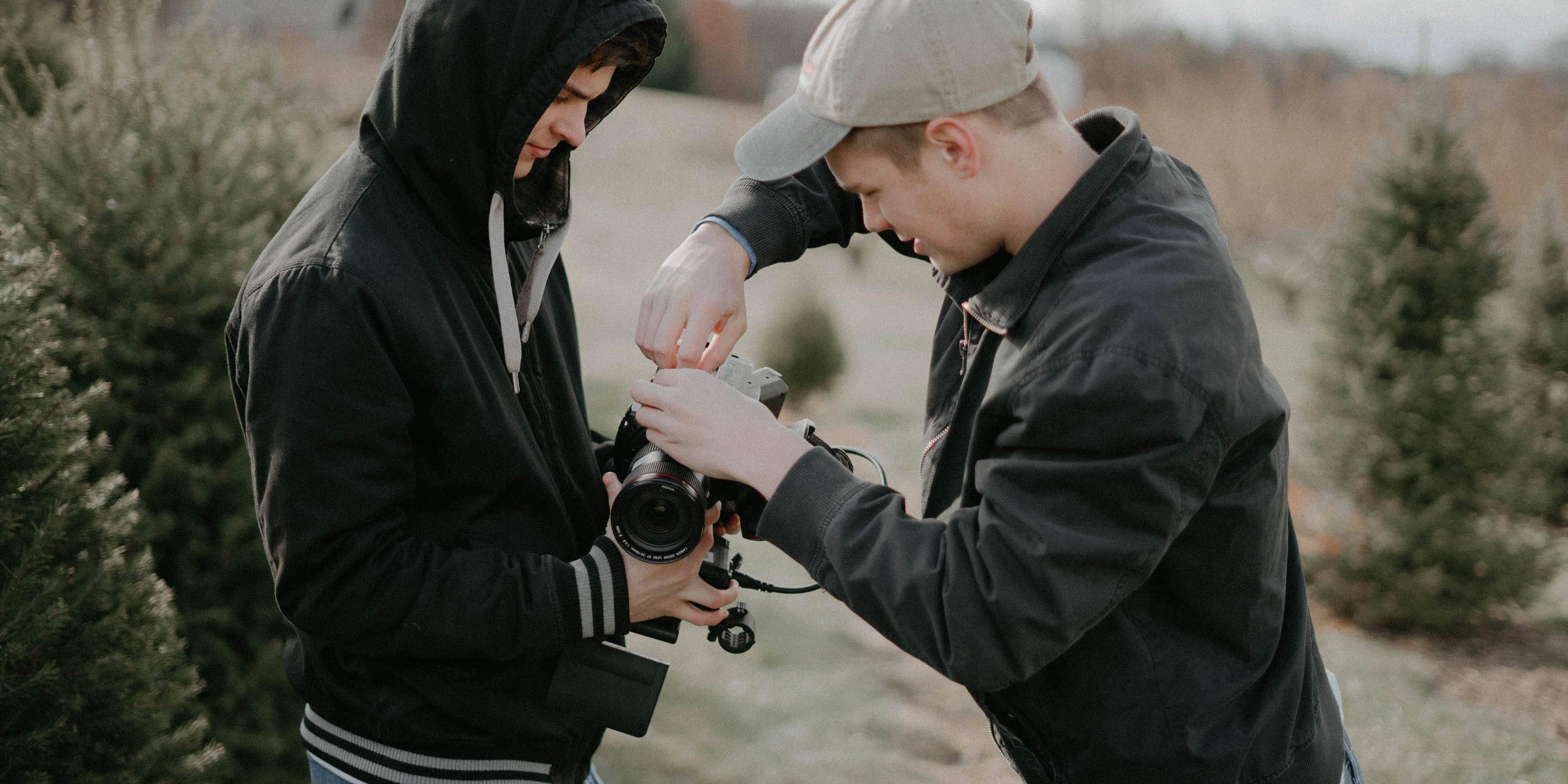 Photographer Assistant Job Description