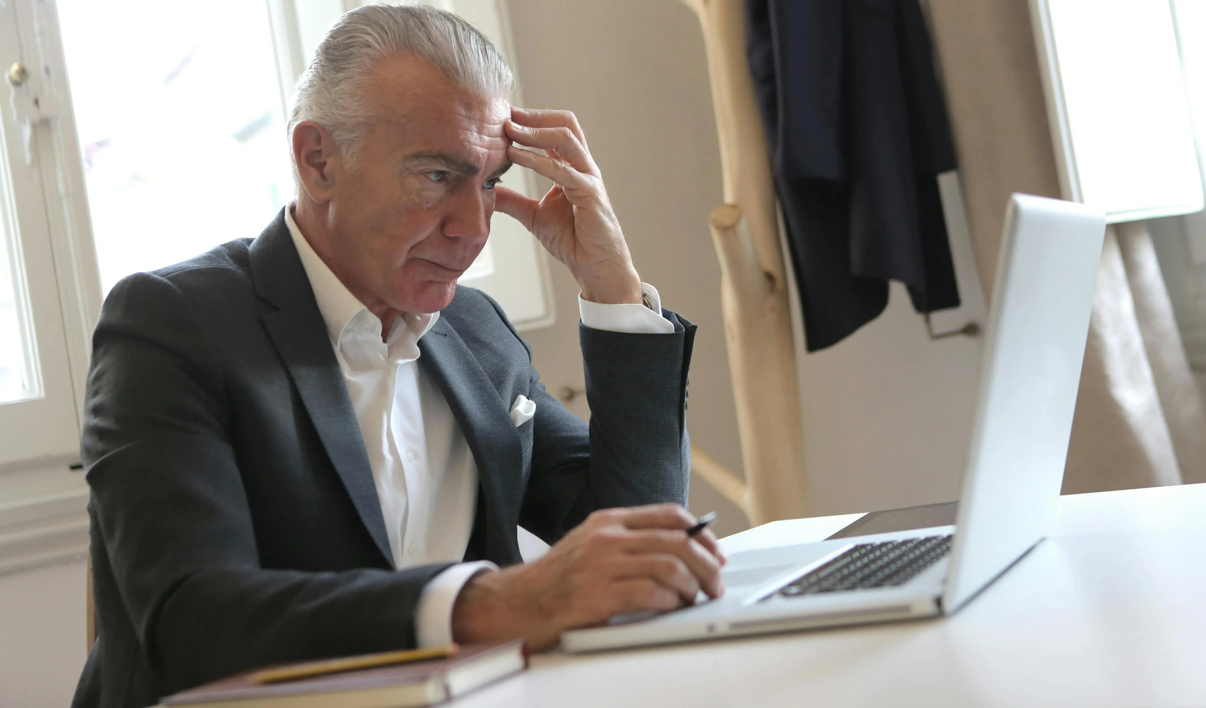 Real Estate Lawyer Job Description