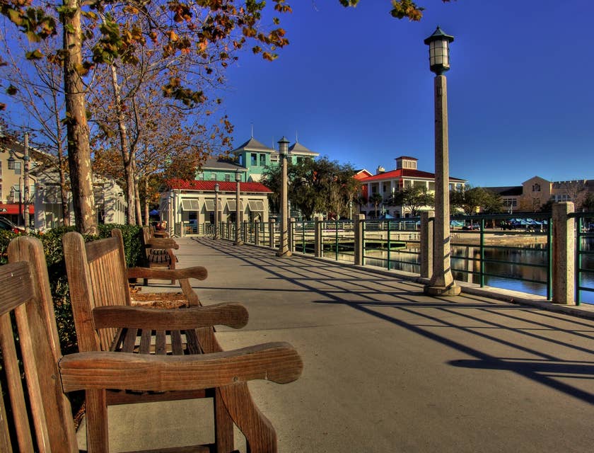 Riverside, Florida  Building and park benches