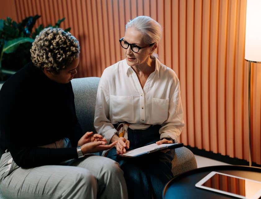 Sales Officer interviewing a potential Sale Representative candidate