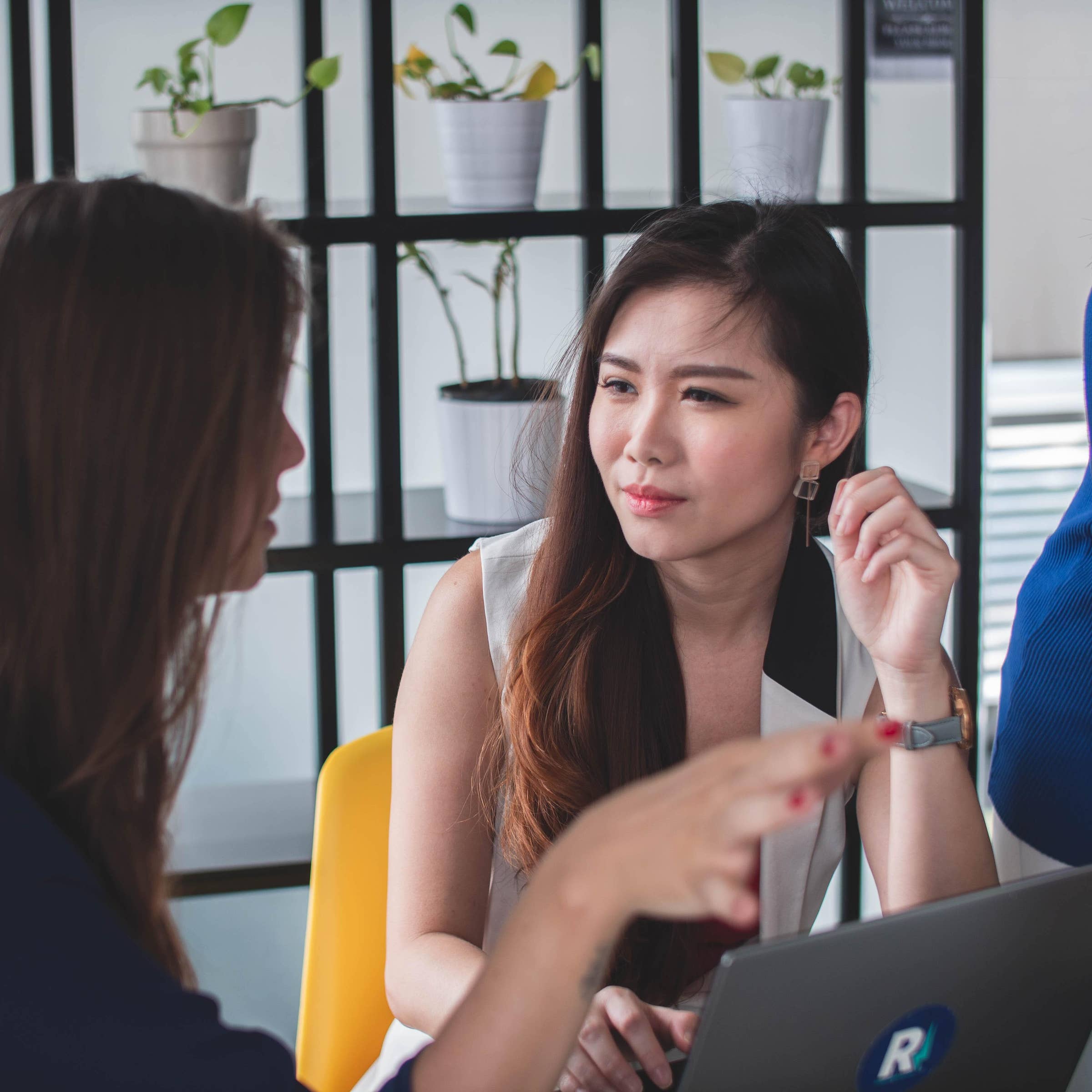 Senior Sales Executive Job Description