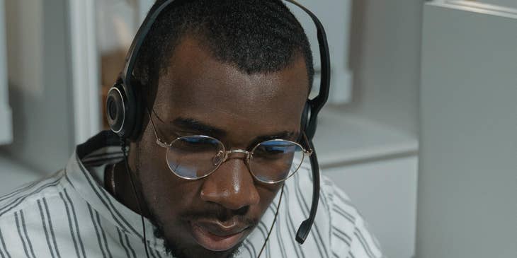 Telecaller calling a client for a follow up on her order adjustment