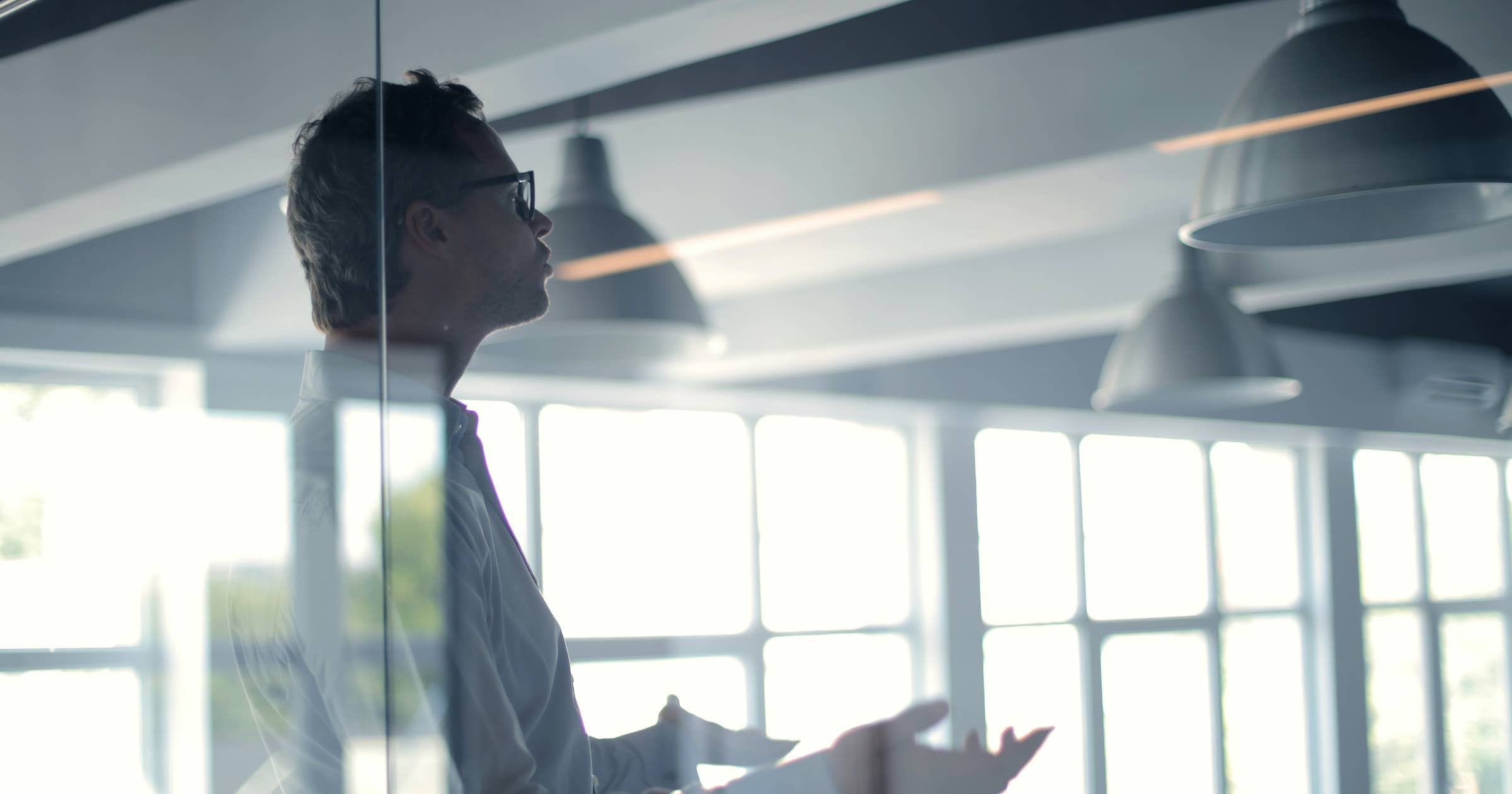 Travel Manager Job Description