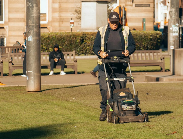 Yard Worker Job Description